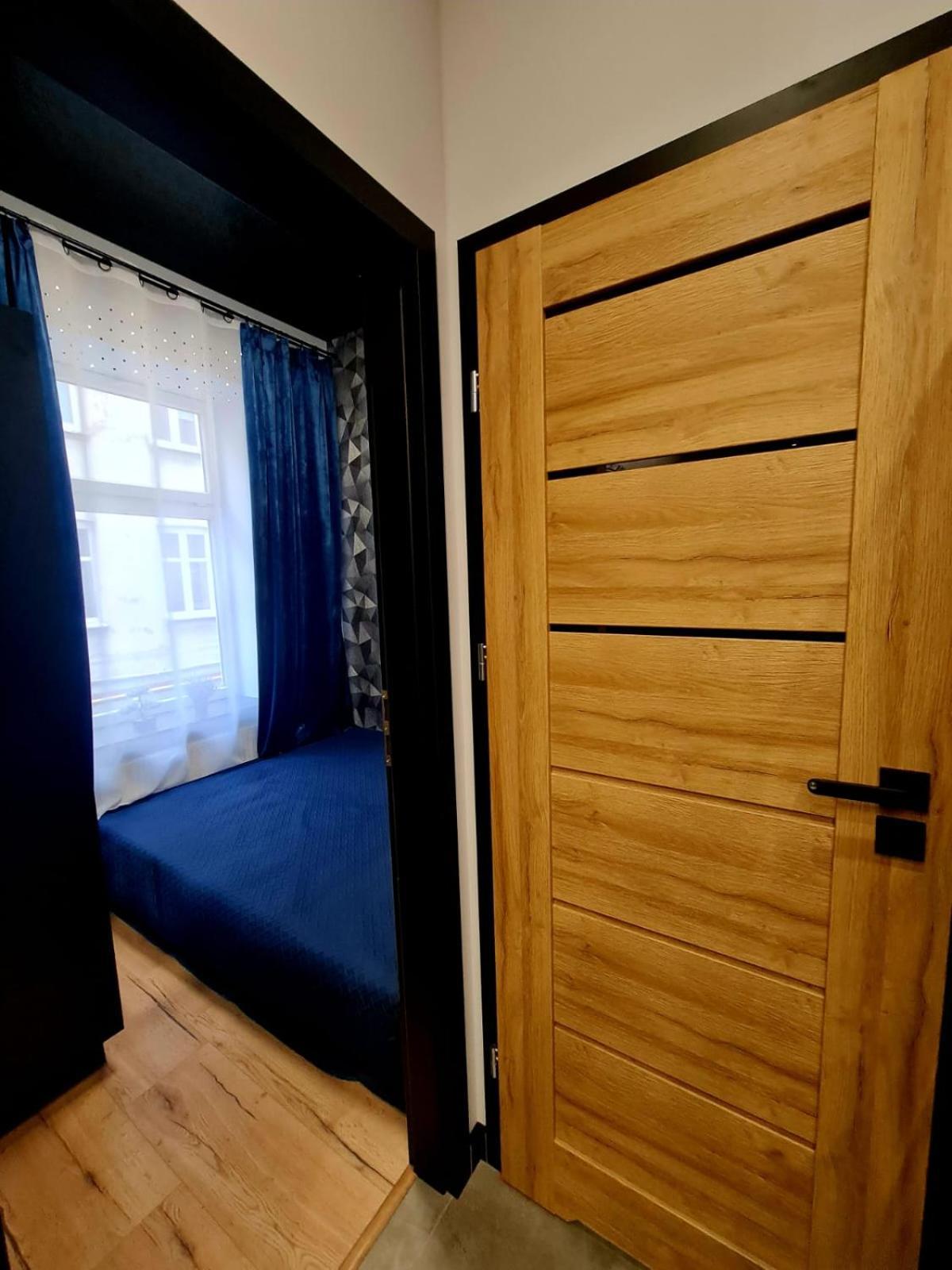 Hola Piotrkowska Apartment *